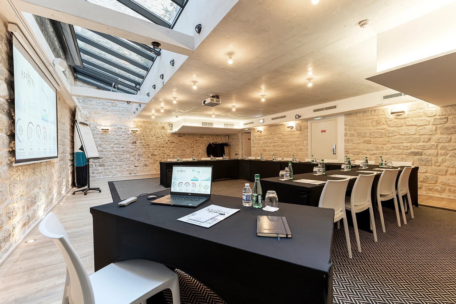 Meeting room in Seminar room under glass roof Paris 2nd arrondissement - 1