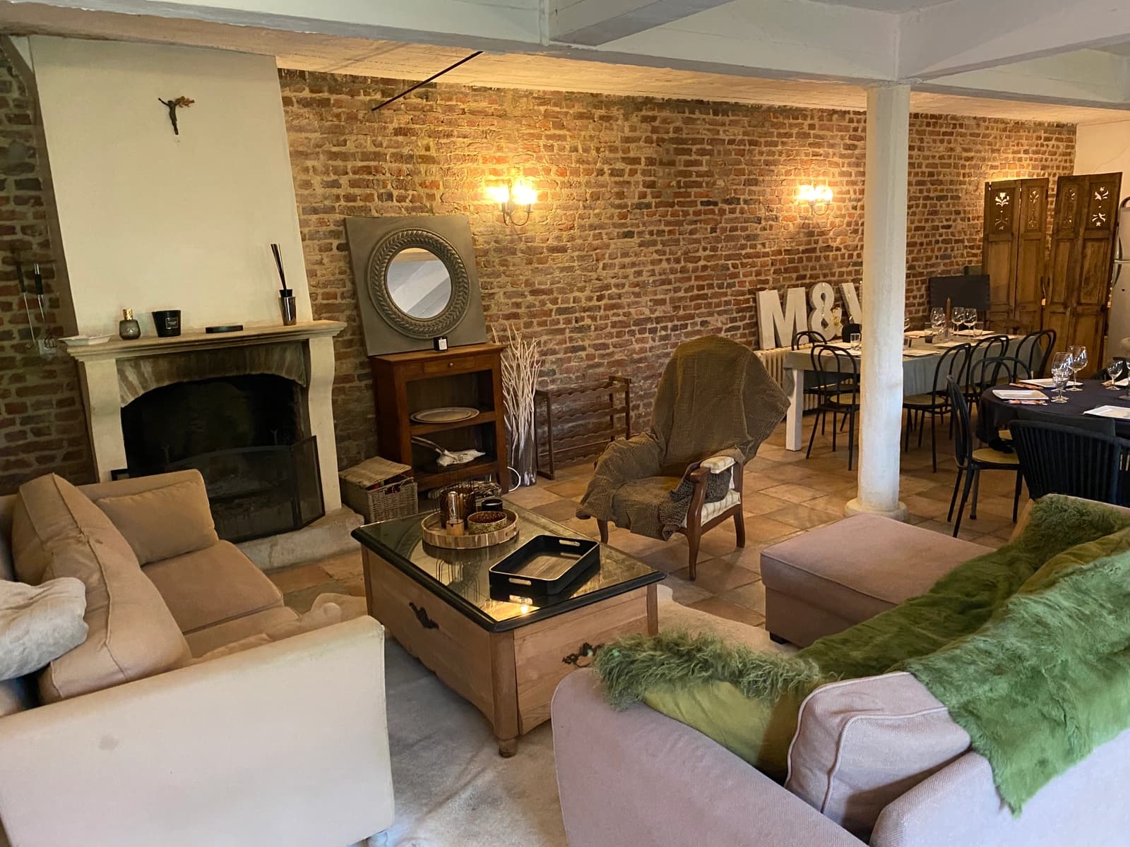 Living room in Renovated barn with lots of charm - 1