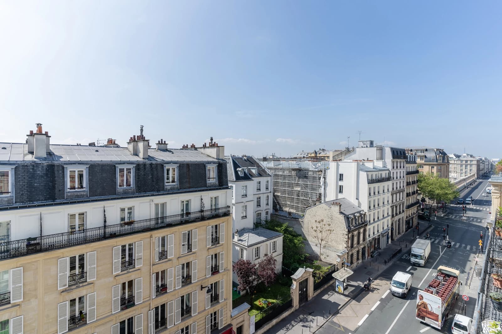 Meeting room in Beautiful apartment on the roofs of Paris - 1