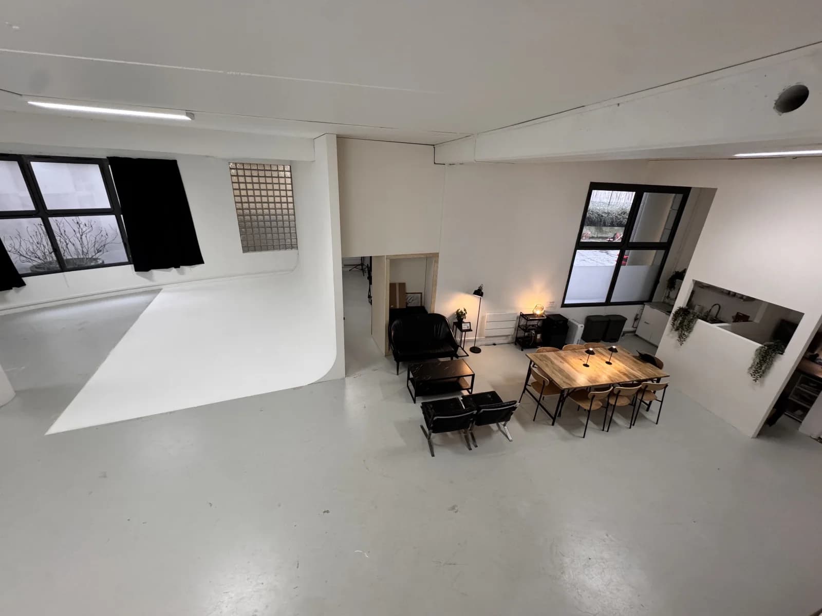 Space Studio 200m2 in the 11th arrondissement - 3