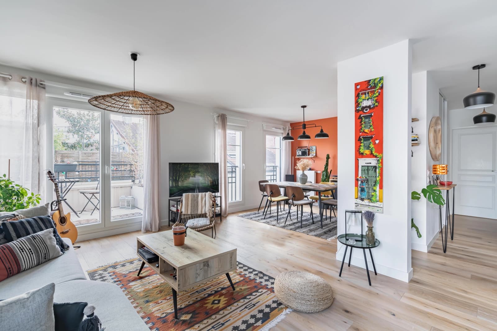 Salon dans Appartement spacieux et clair avec une grande terrasse - 1