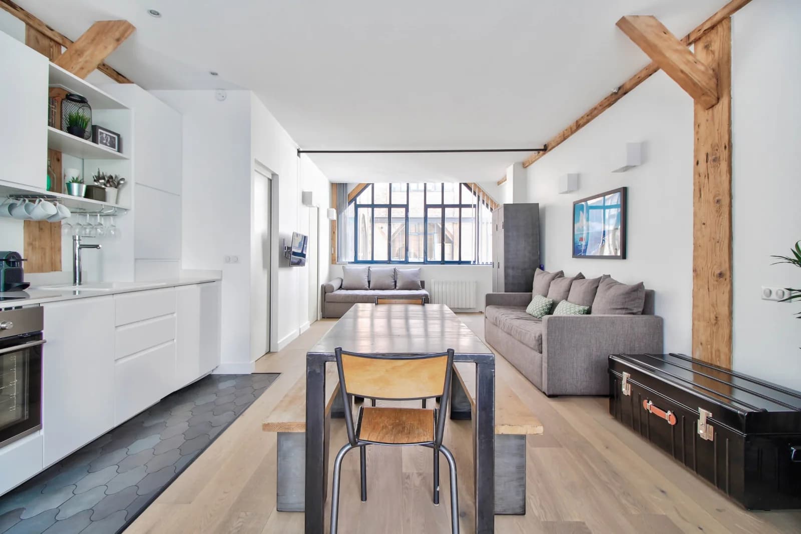 Salle de réunion dans Sloth Loft Montmartre: un havre de paix insolite - 1