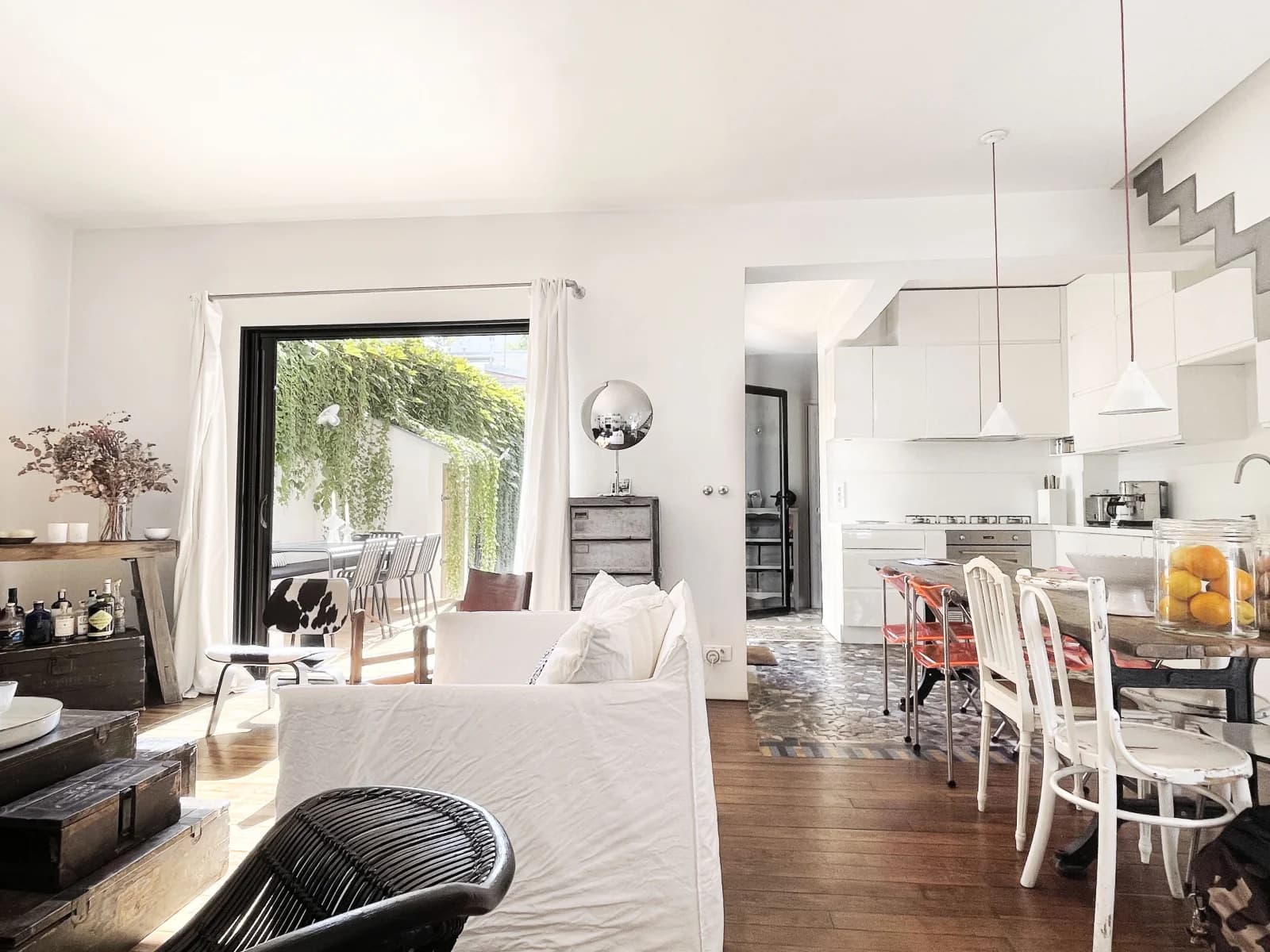 Space Three-storey town house with 2 terraces - 0