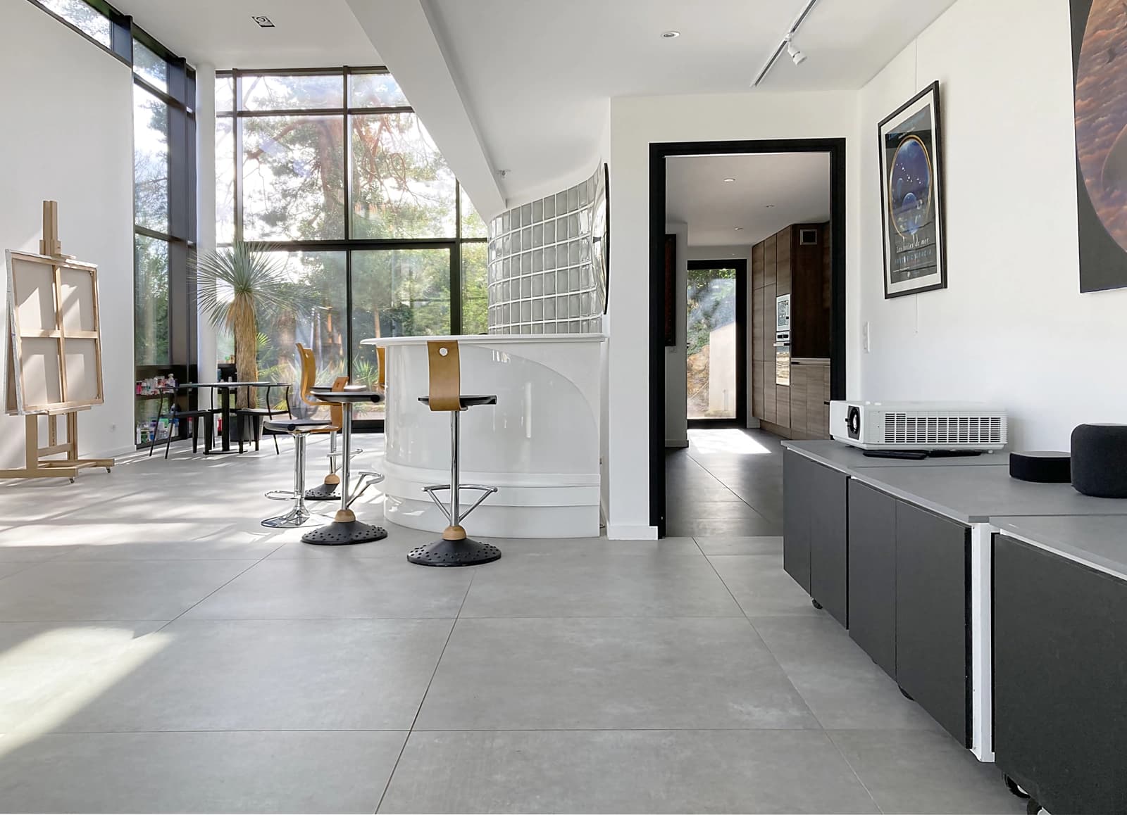 Espace Atelier-loft contemporain niché dans un parc avec piscine - 1
