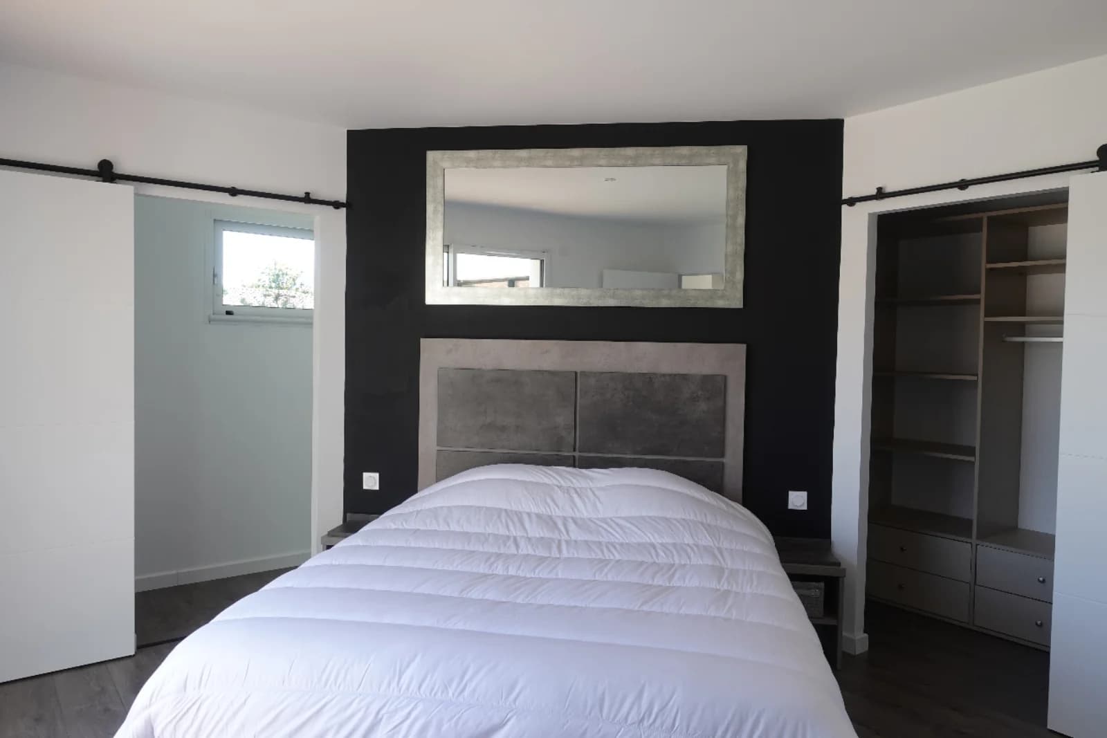 Bedroom in New contemporary house - 1