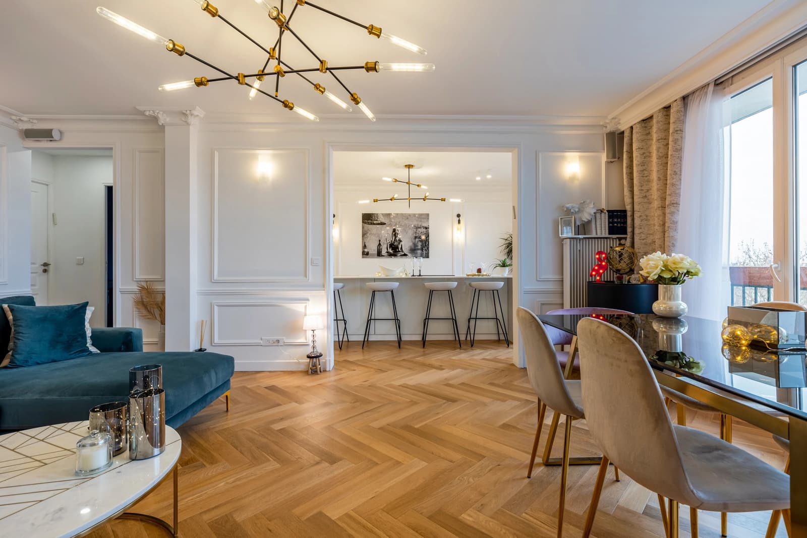 Salle de réunion dans Appartement de charme avec vue sur le canal Saint-Martin - 1