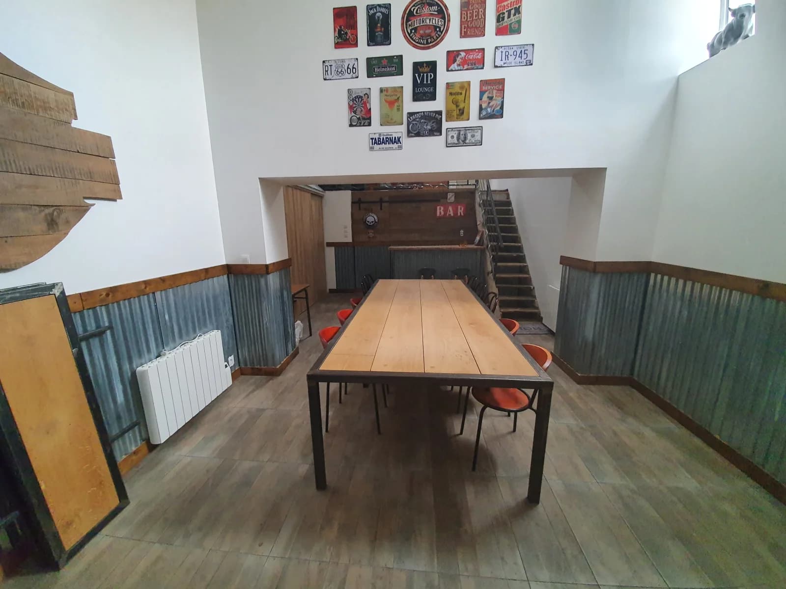 Salle de réunion dans Salle spacieuse avec mezzanine, esprit loft assuré - 1