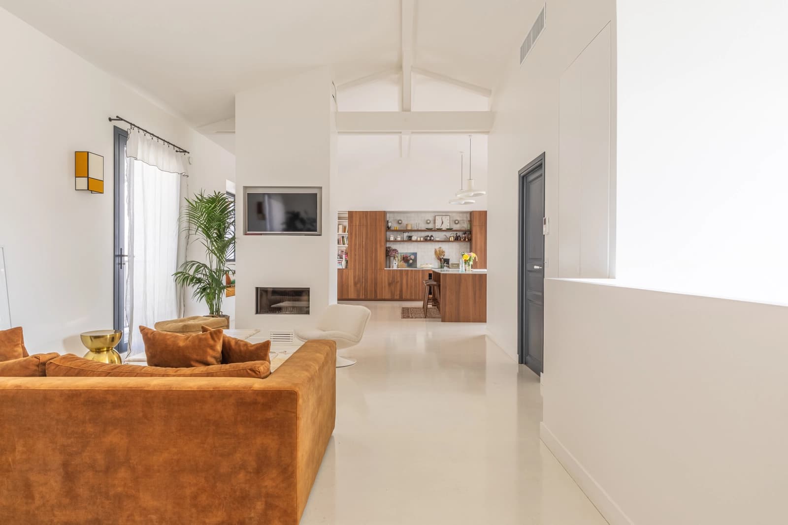 Space Contemporary duplex with terraces - 1