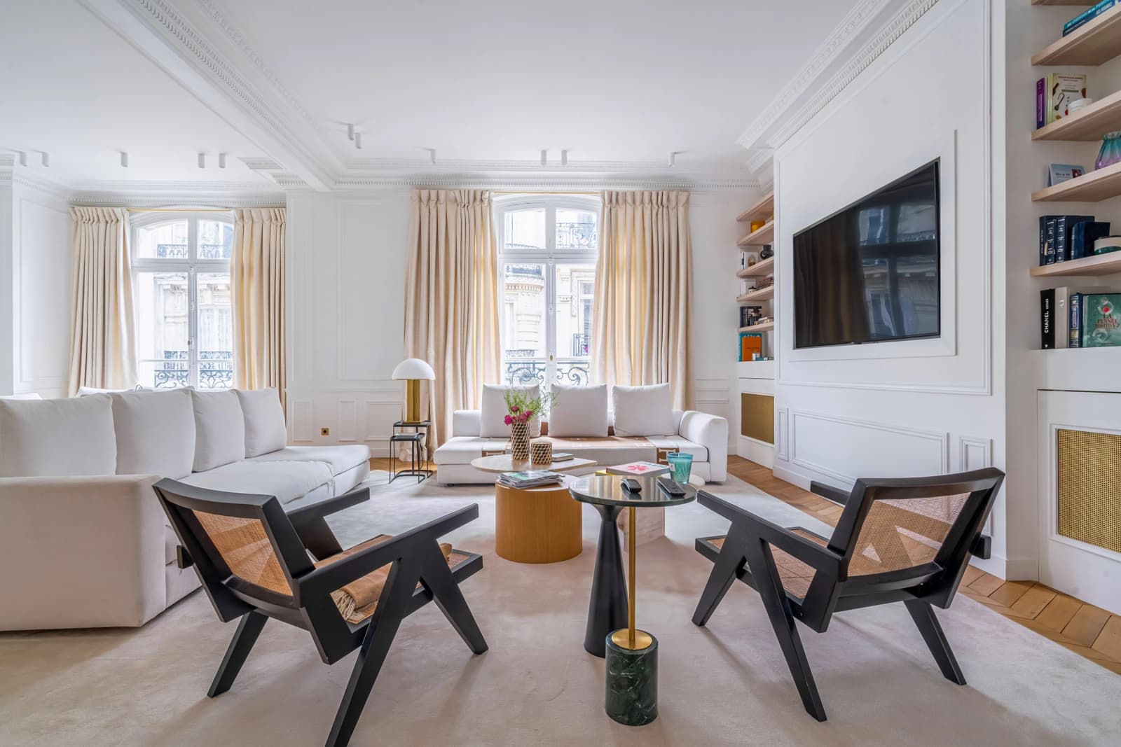 Salle de réunion dans Appartement de grand luxe aux prestations uniques - 1