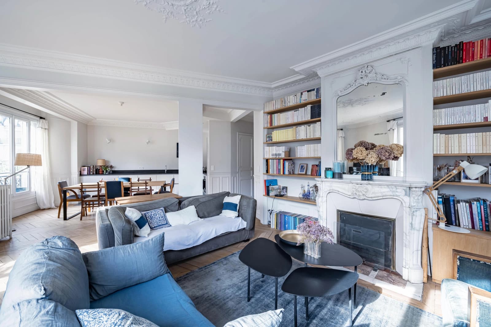 Espace Appartement haussmannien très clair et fonctionnel - 0