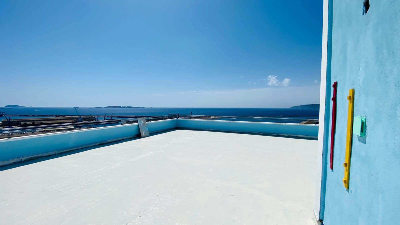 Space Warehouse with rooftop sea view - 1
