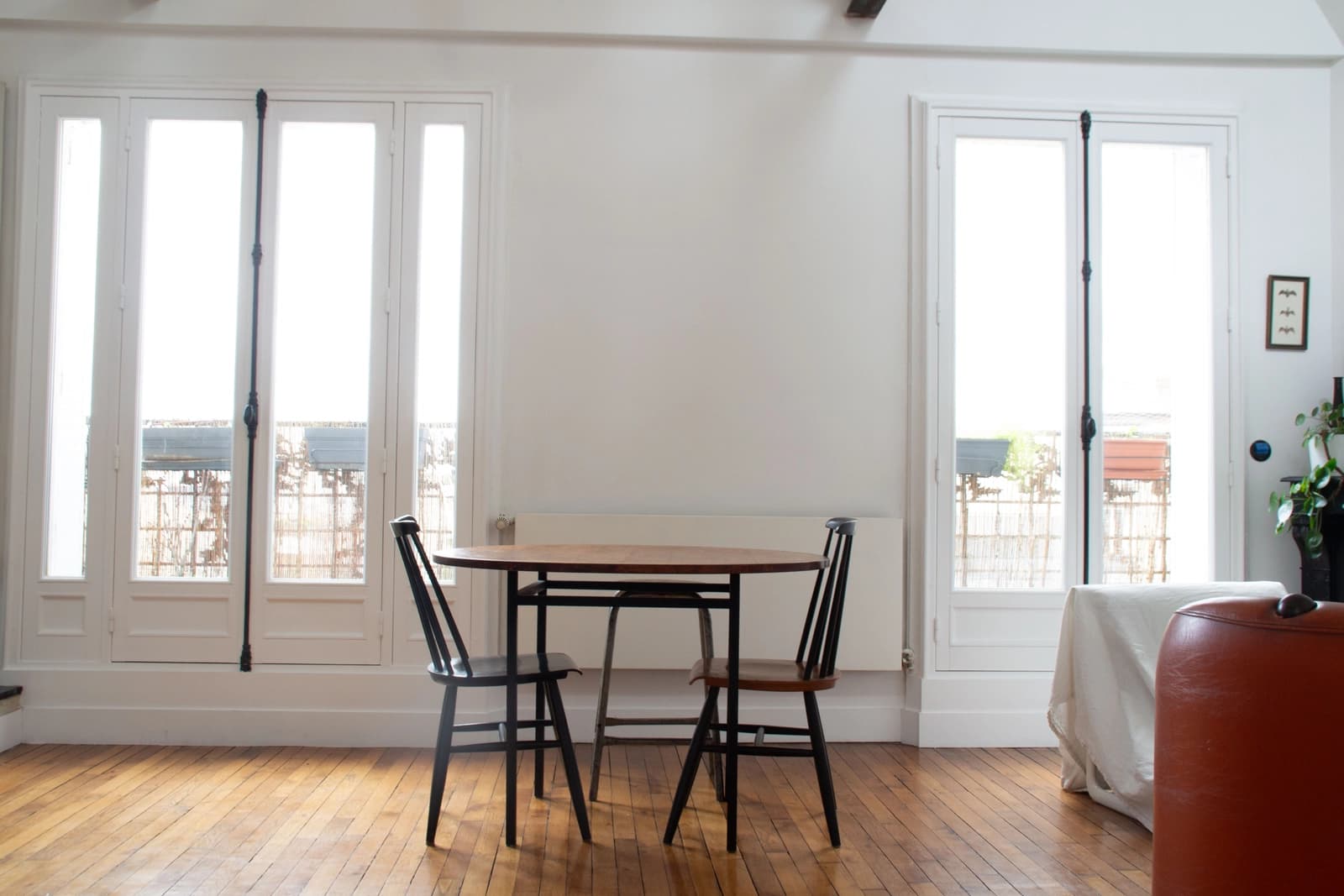 Espace Montreuil: duplex loft atypique au design minimaliste - 3