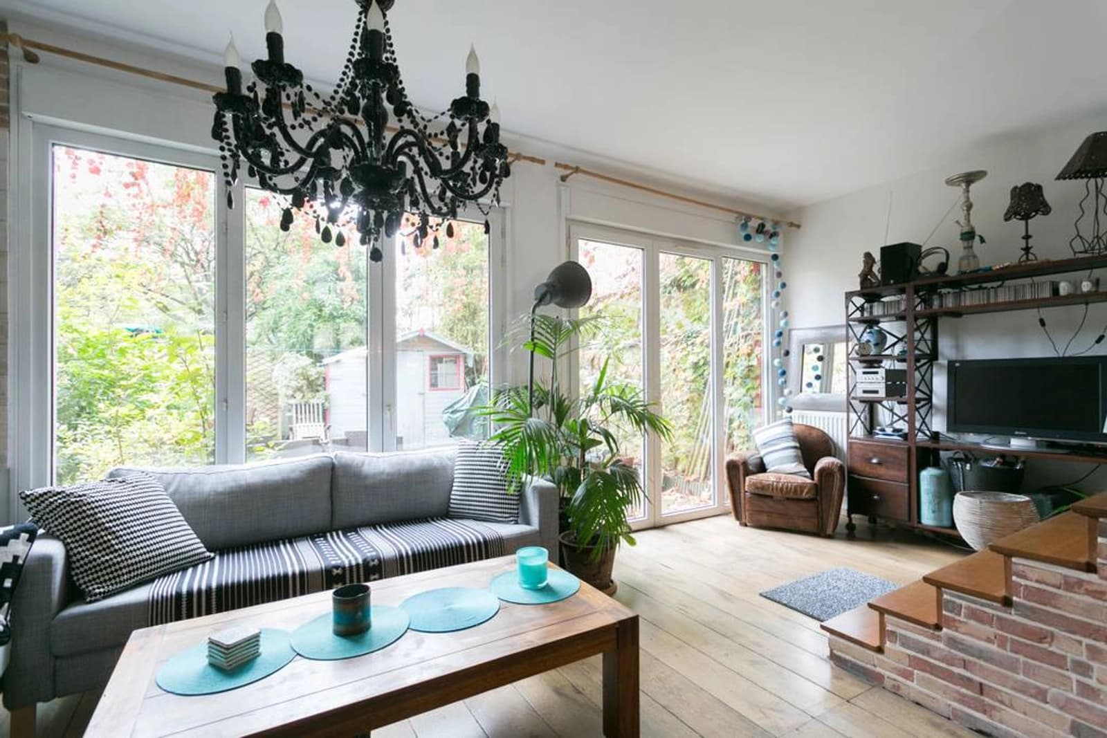 Living room in A place to live and share - 1