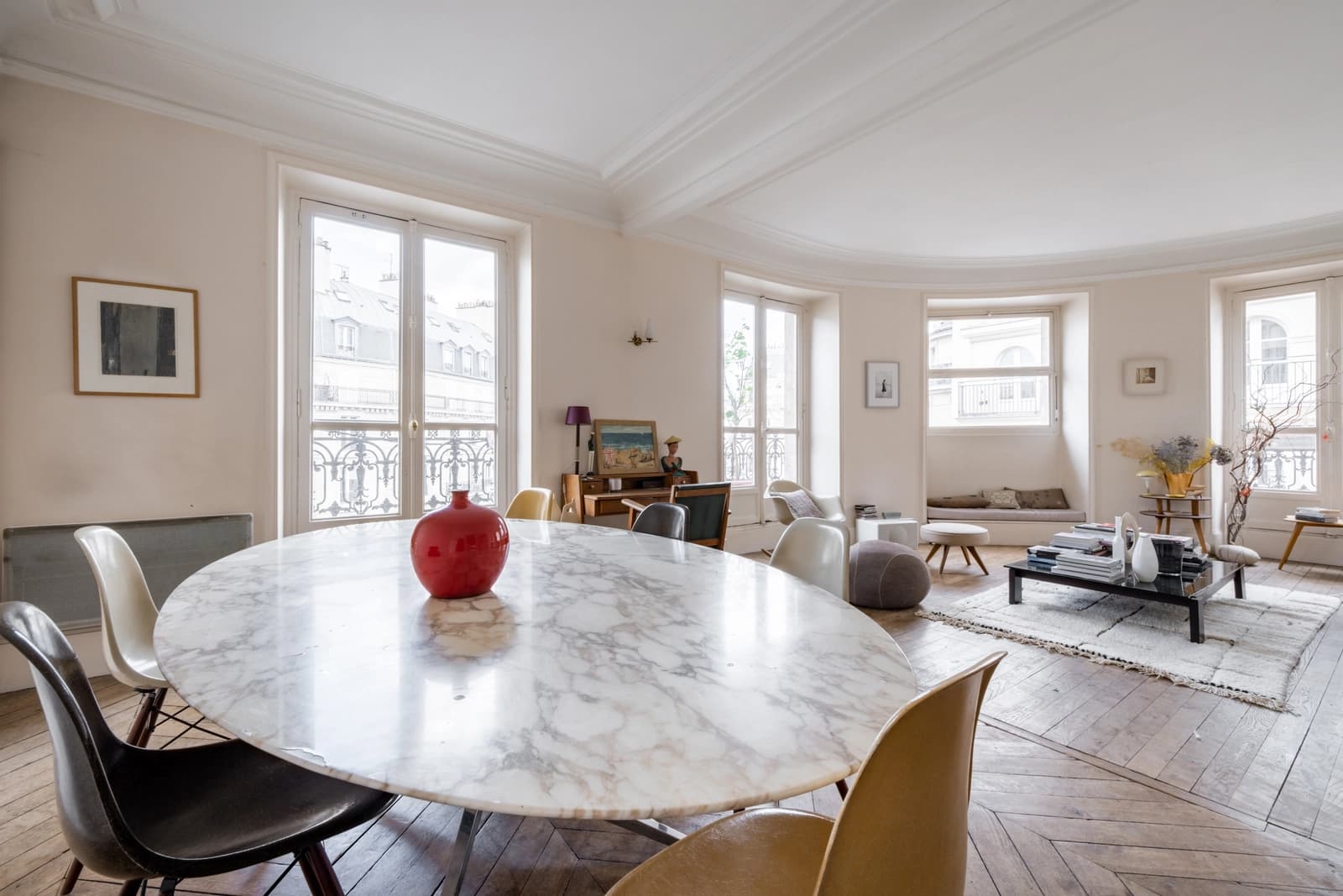 Meeting room in Apartment in the center of Paris - 1