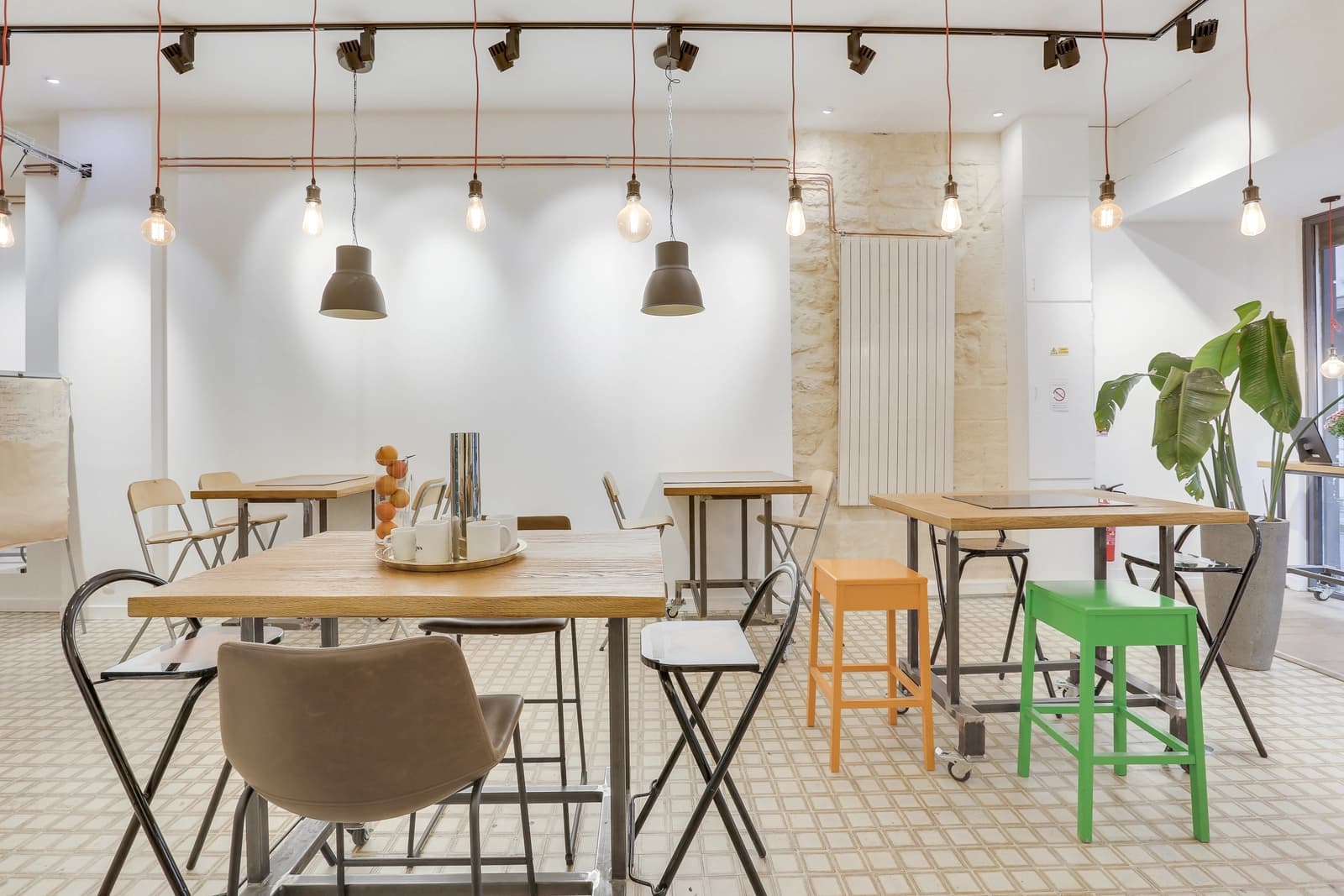 Meeting room in Galerie Au Charbon in the heart of the Sentier - 1