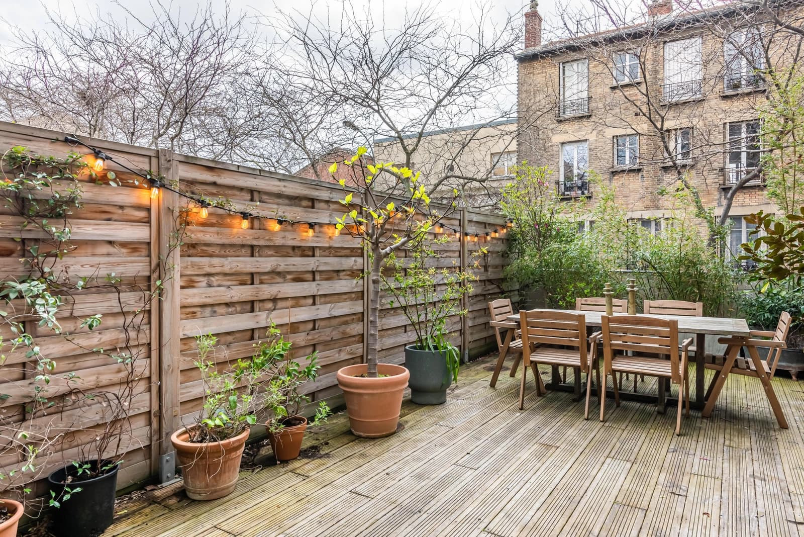 Espace Maison avec terrasse au cœur des puces - 4
