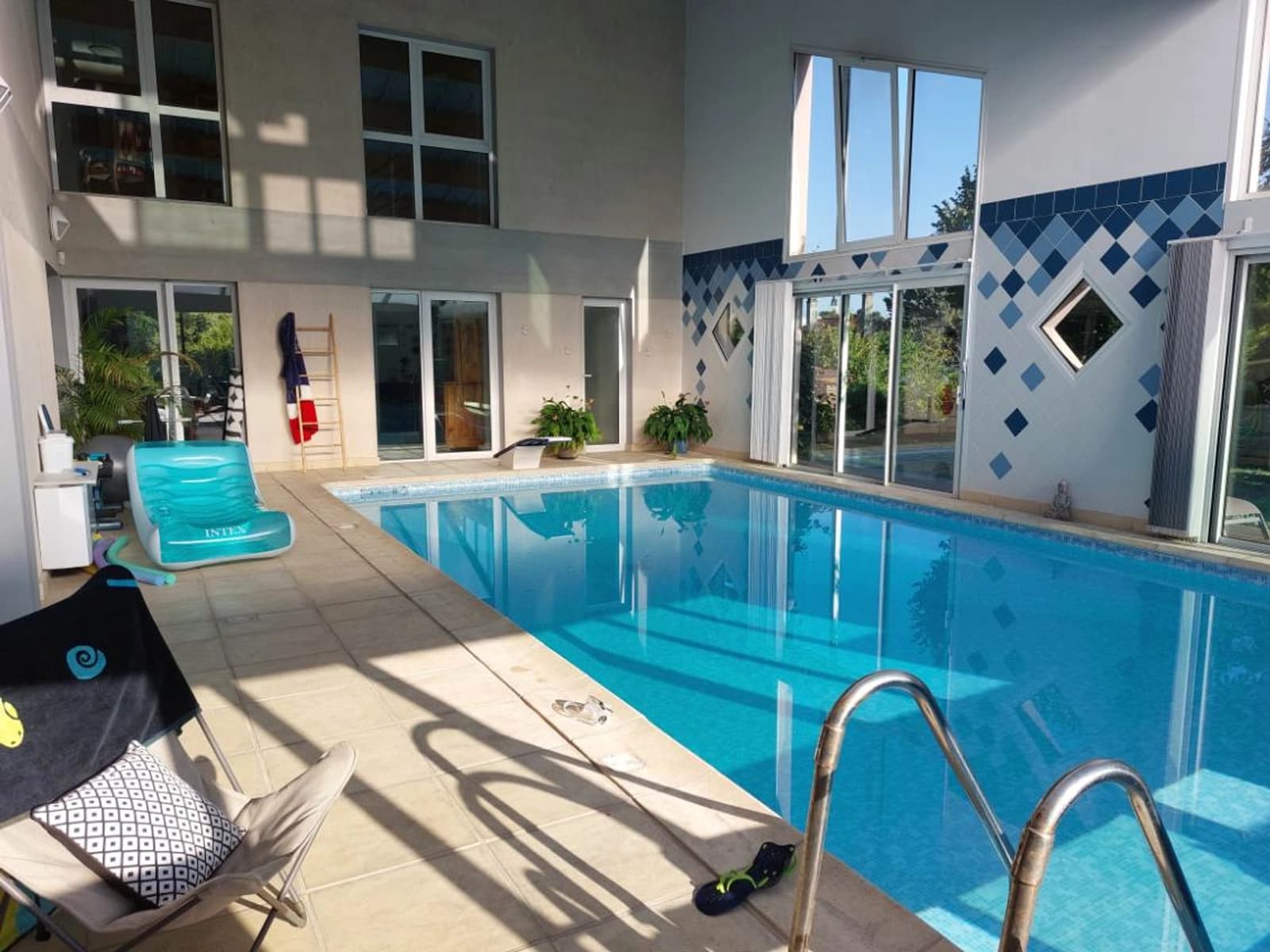 Meeting room in Large villa with indoor pool and garden - 1