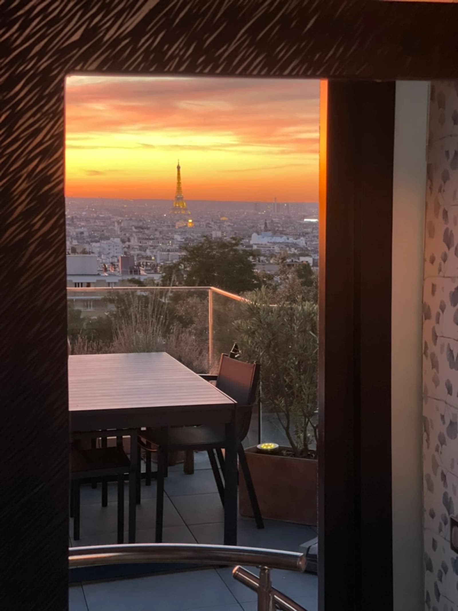 Space Parisian rooftop with breathtaking view - 2