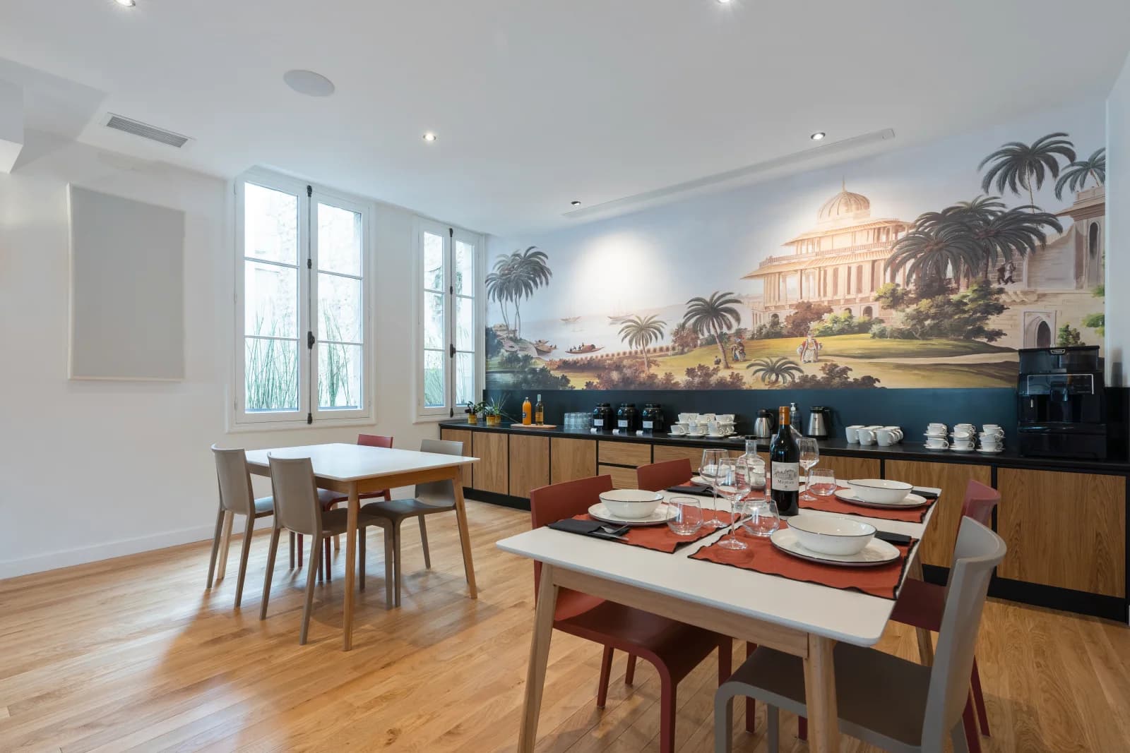 Meeting room in Very functional Bordeaux apartment - 1