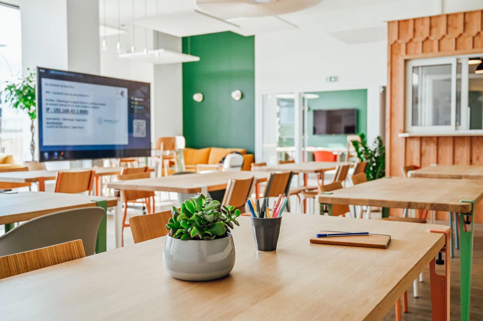 Salle de réunion dans Espace créatif unique à deux pas de la gare de Bordeaux - 0
