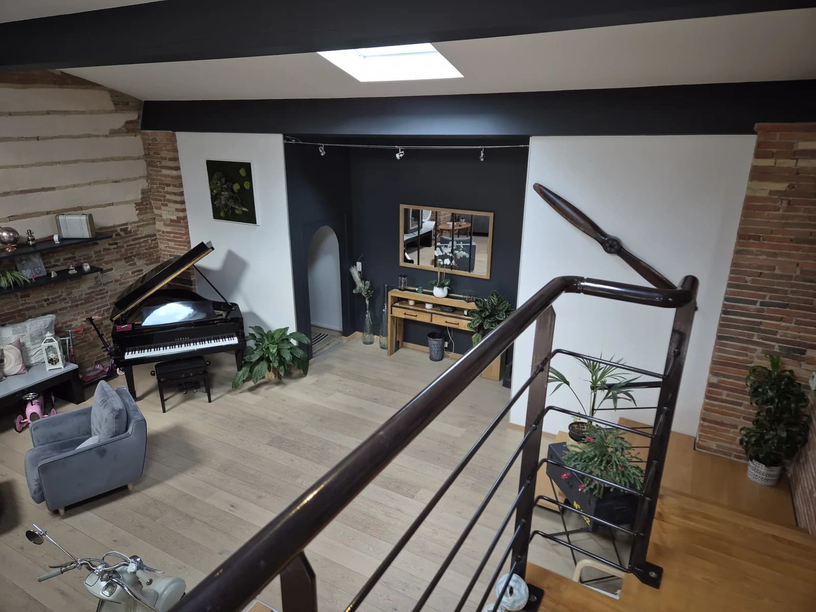 Space house with great room - 3