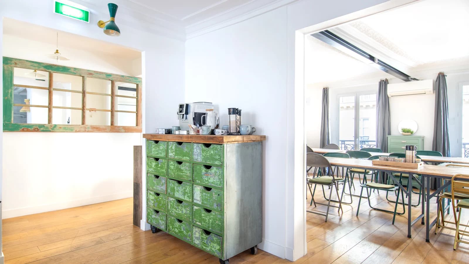 Espace Espace idéal pour tournages en entreprise - 1