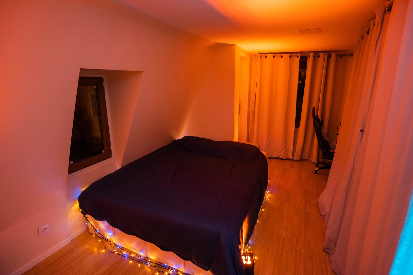 Espace Manoir alliant pièces d'époque et design contemporain - 4