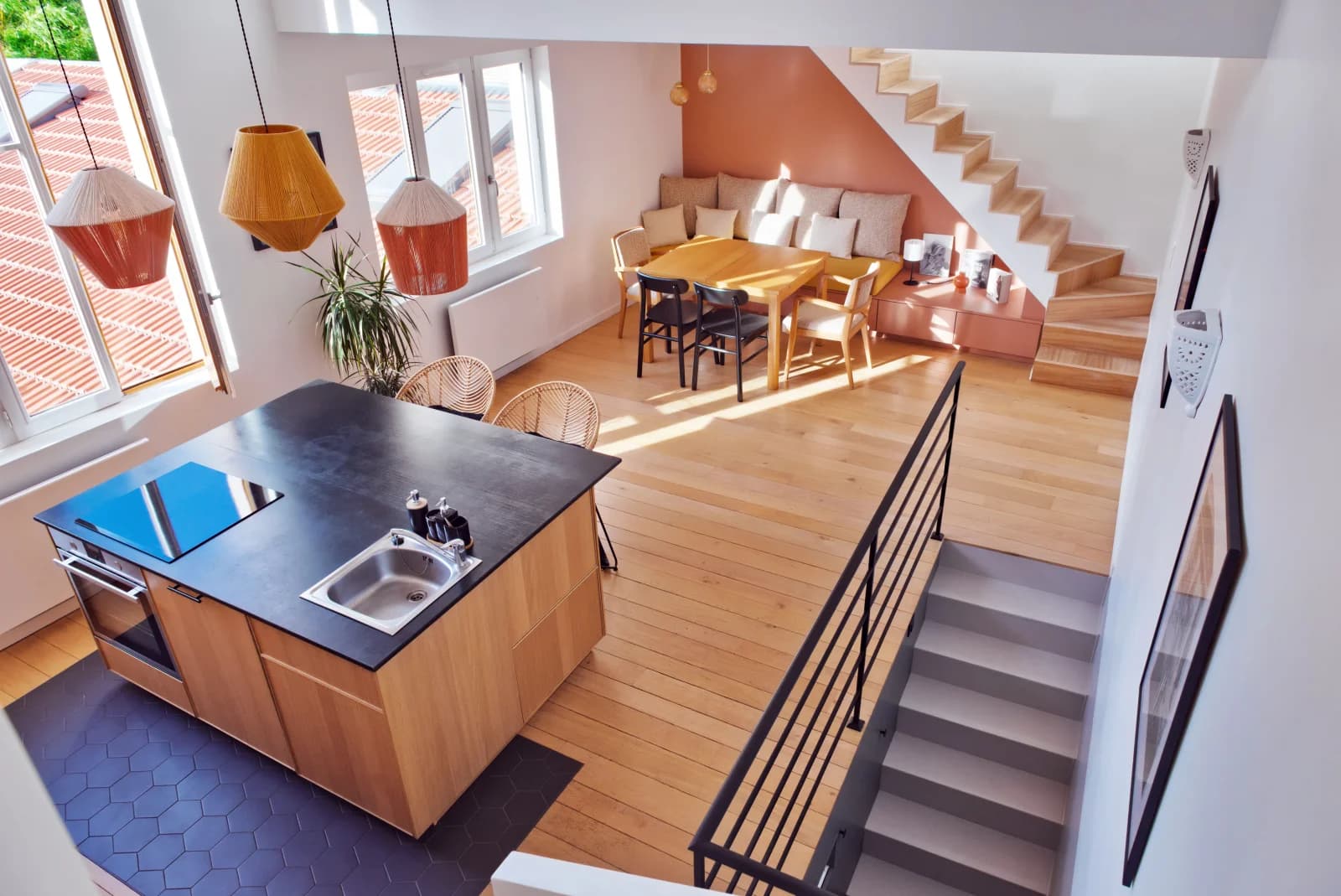 Espace Duplex lumineux aux grands volumes - 2