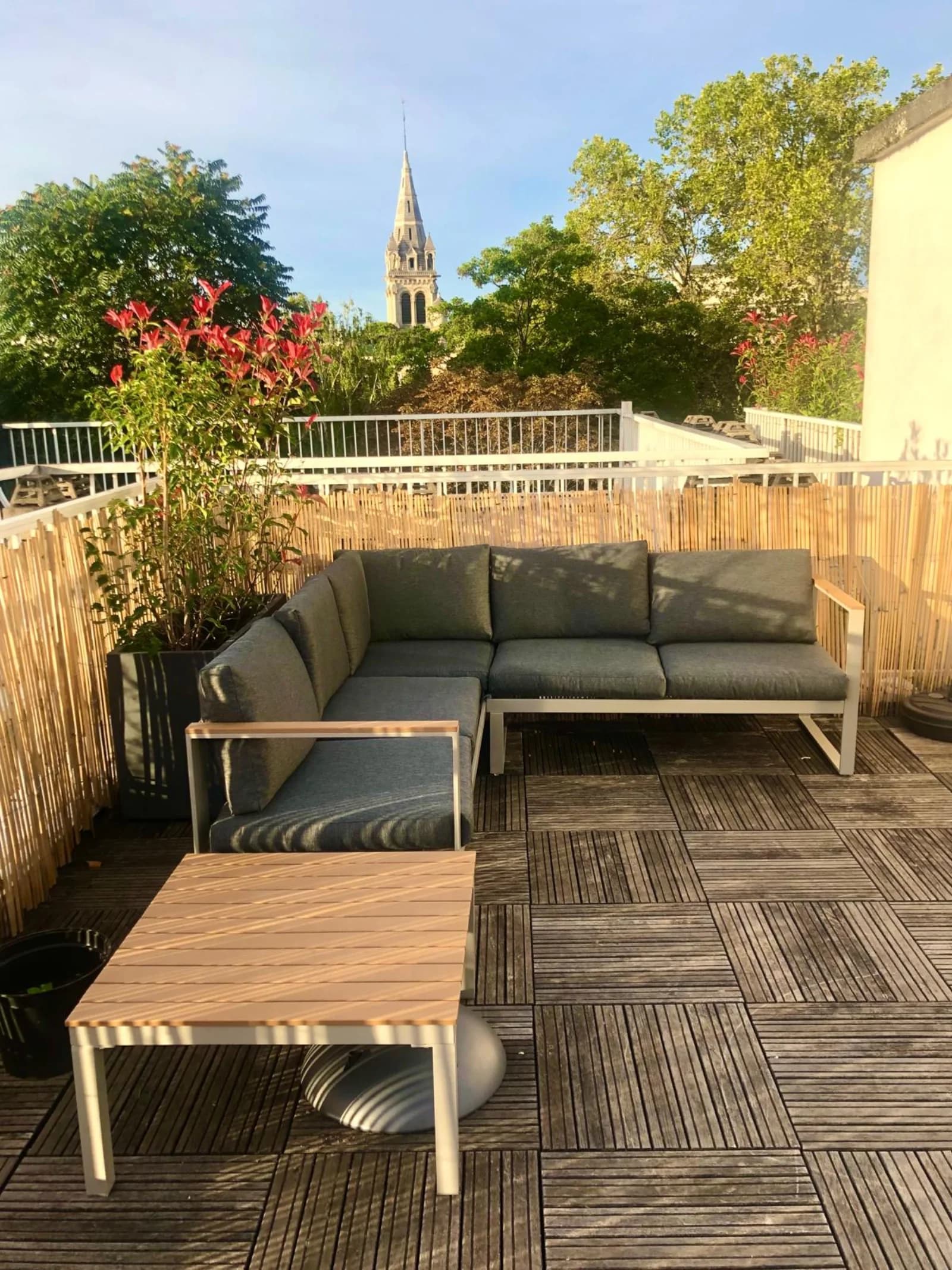 Espace Logement et vaste toit-terrasse arboré (ligne 1) - 4