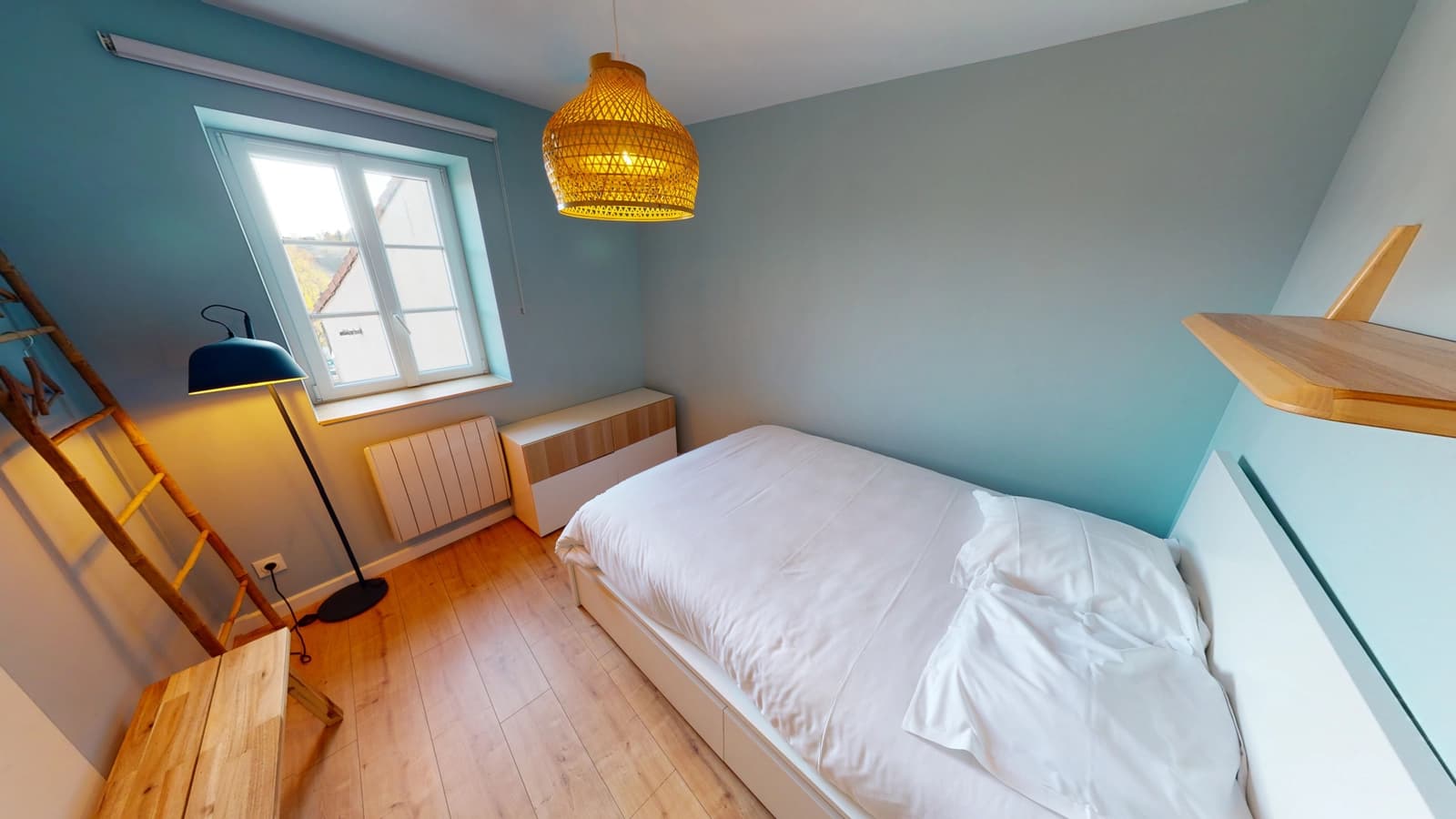 Chambre dans Haut de Vallières: quiétude et clarté assurées - 1
