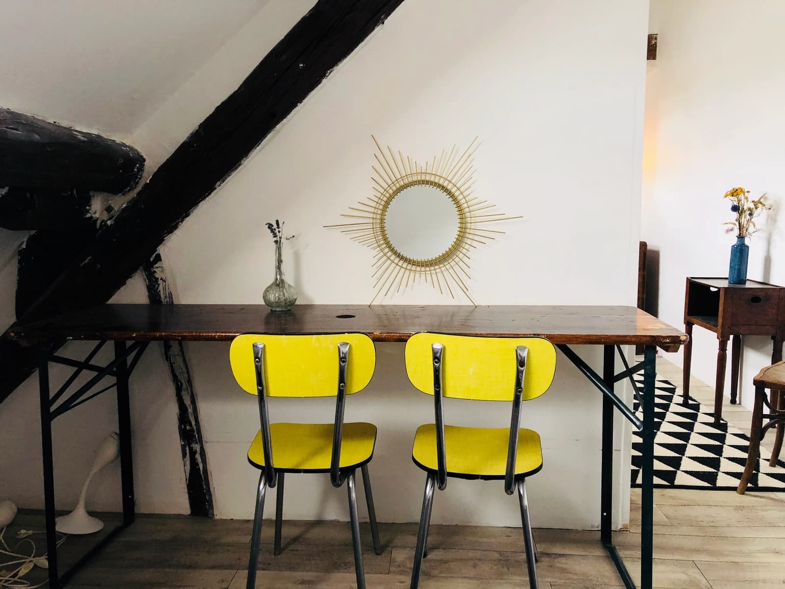 Salle de réunion dans Maison campagne Loire Sancerre, 80m² et jardin fleuri - 1