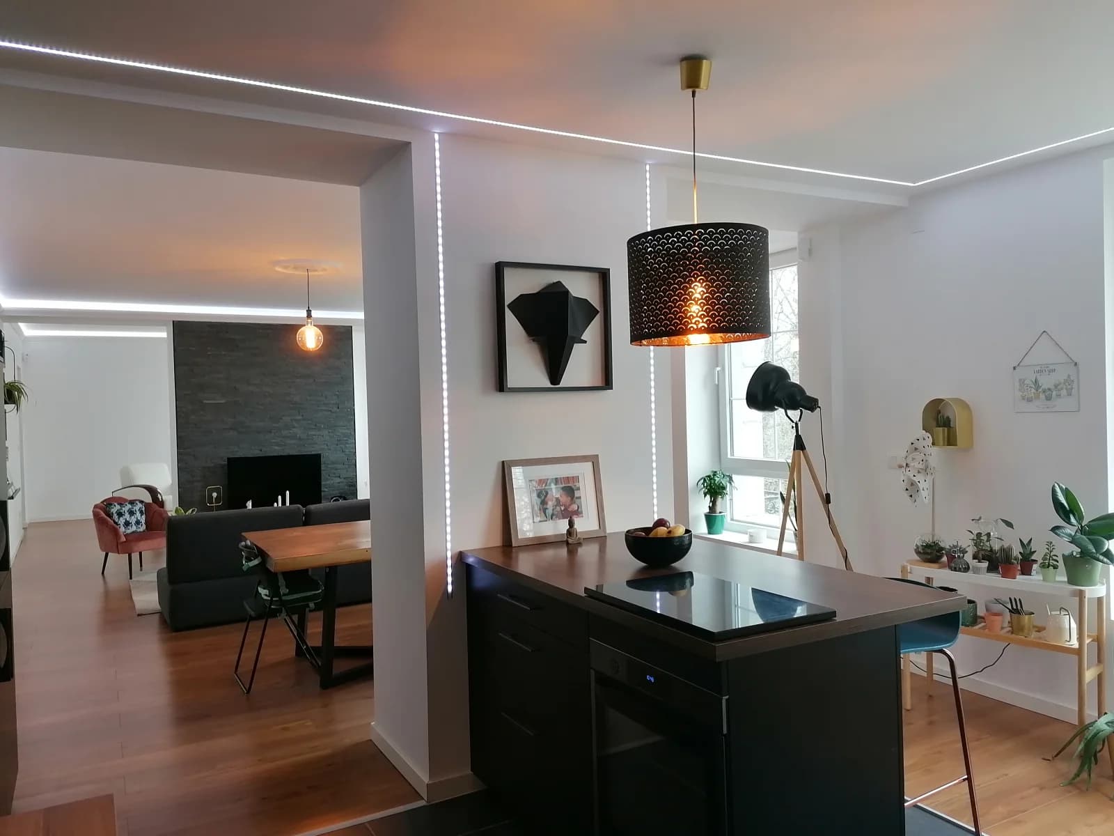 Salle de réunion dans Élégance et prestige d'une véritable Maison de Maître - 1
