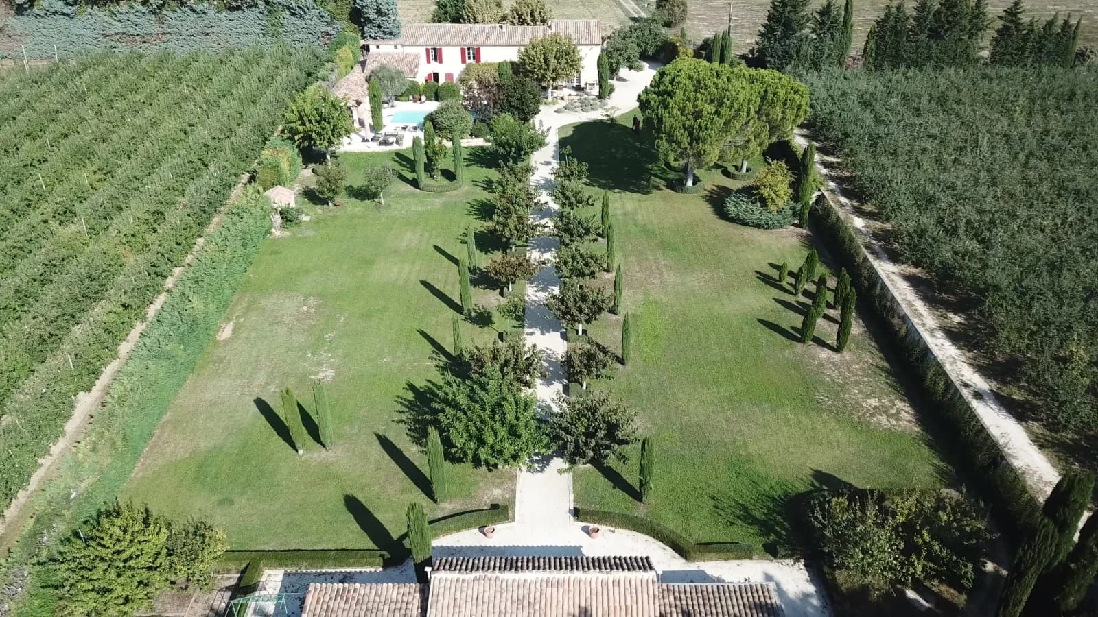 Salle de réunion dans Mas provençal authentique disponible à la location - 1