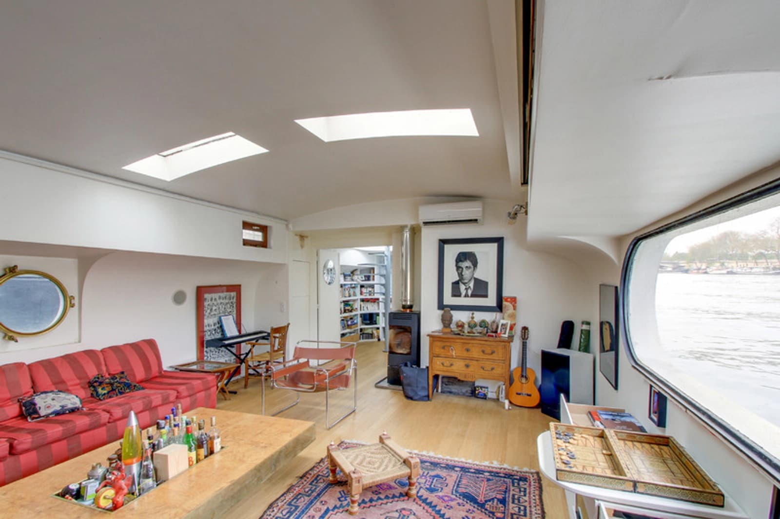 Living room in Barge in the heart of Paris - 1