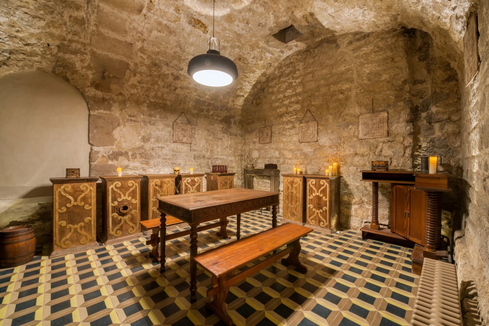 Meeting room in Atypical cellar on the quays of the Seine - 1