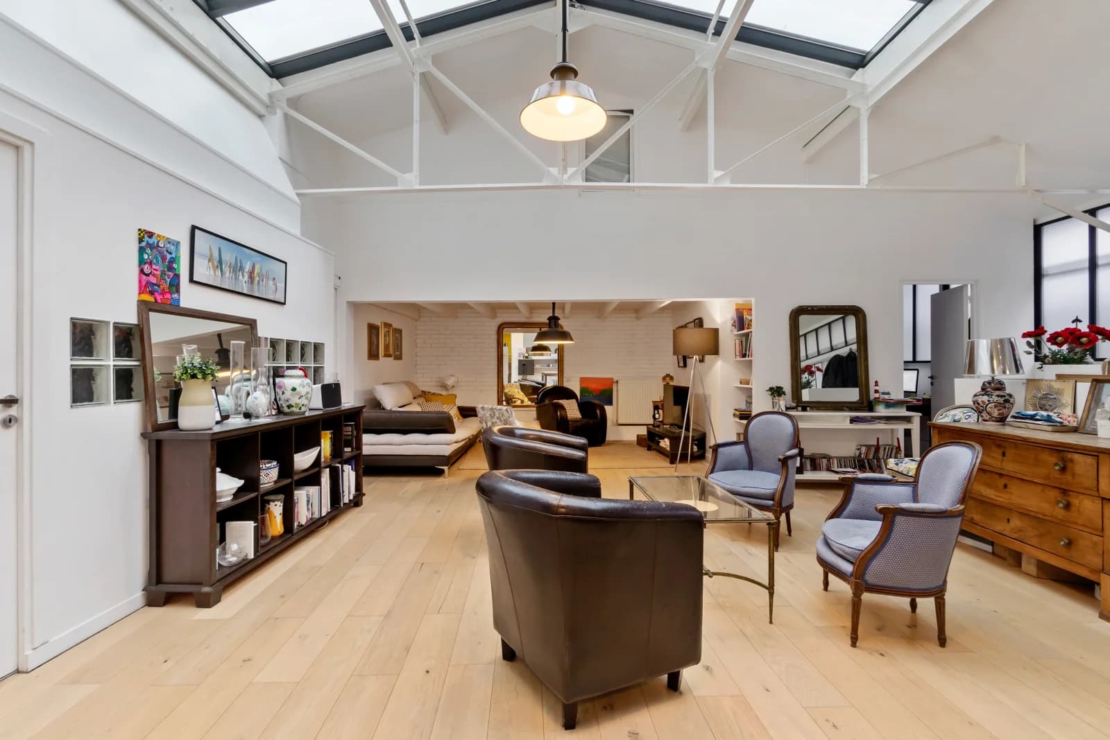 Salle de réunion dans Loft lumineux et calme, une oasis tout près de Paris - 1