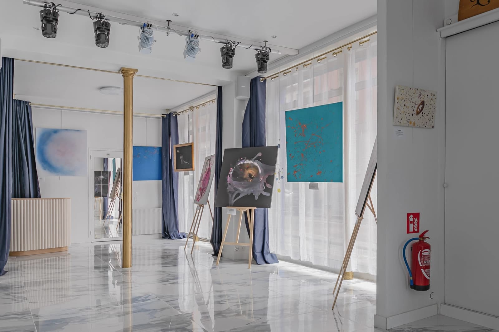 Space Art gallery to make your dreams come true - 1