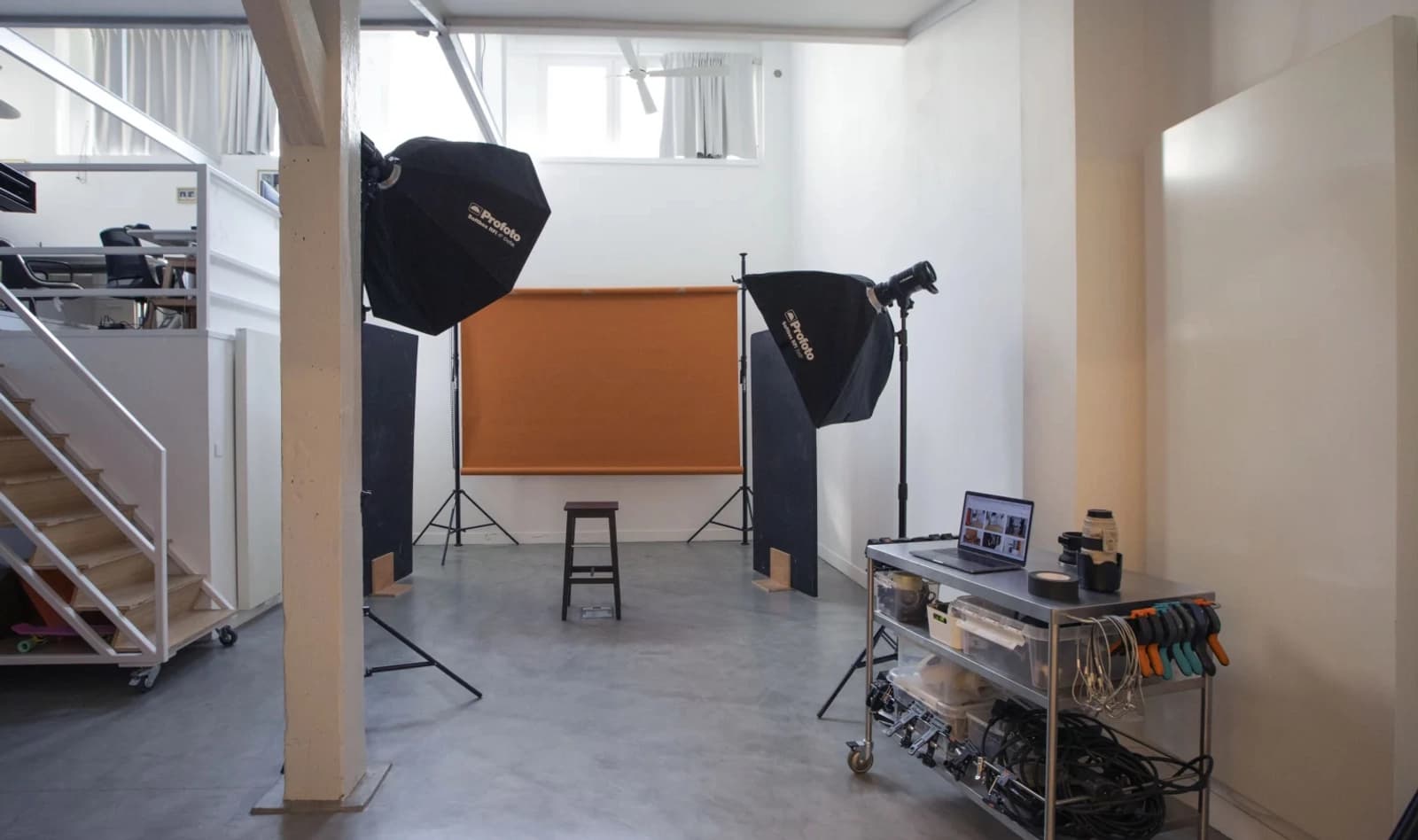 Paris 10e: studio photo et loft de présentation