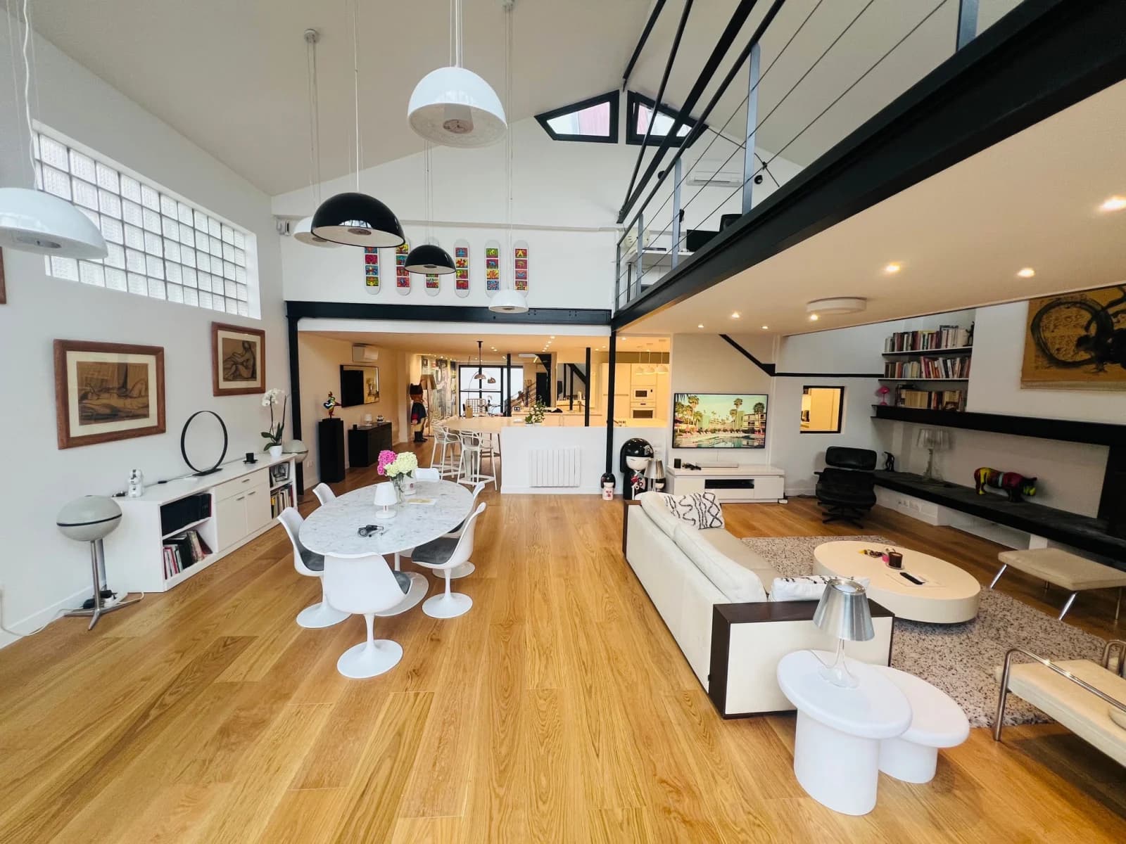 Space Modern designer loft 393 m2 ideal for film shoots - 1