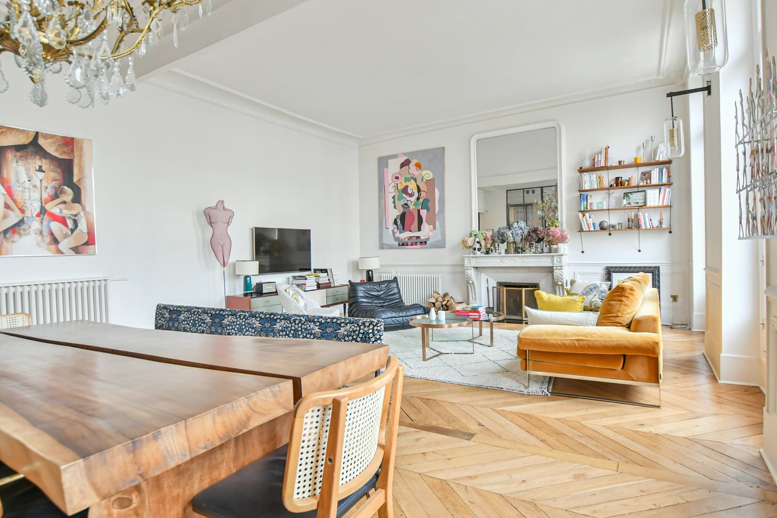 Salle de réunion dans Appartement haussmannien au pur style parisien - 1
