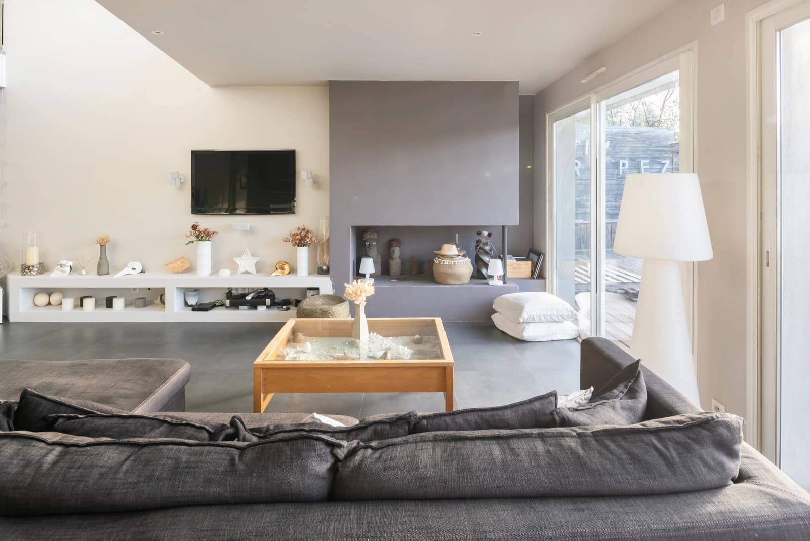 Living room in Haut-Brion Home - 1