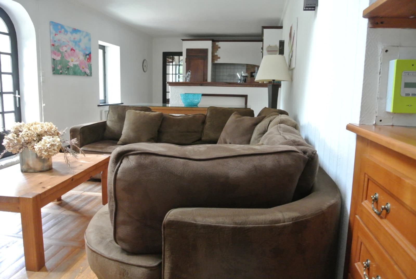 Living room in House with pool near the sea - 1