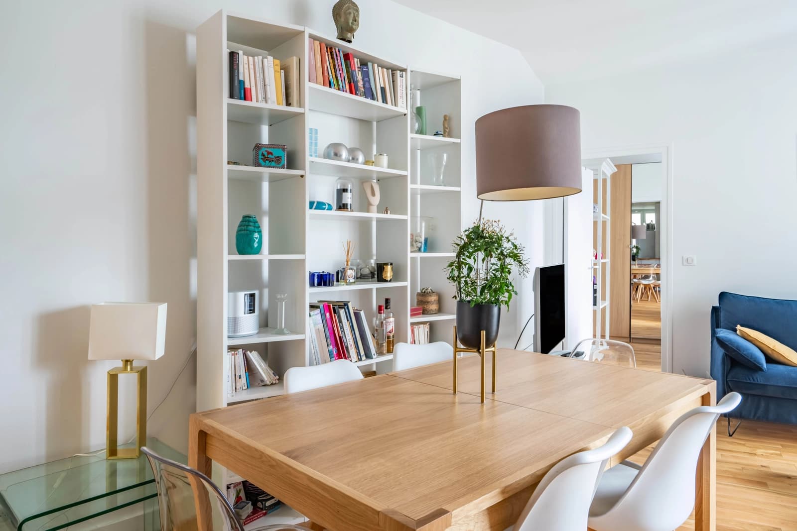 Salle de réunion dans Appartement Arts Déco, une élégance intemporelle - 1