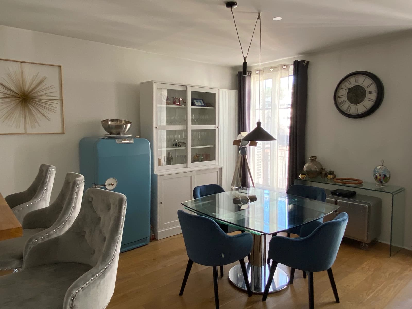 Meeting room in Stylish apartment in Aix-les-Bains Hyper Centre - 1