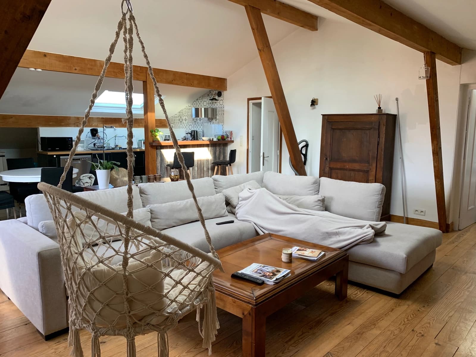 Cocooning area with views of the Monts du Lyonnais