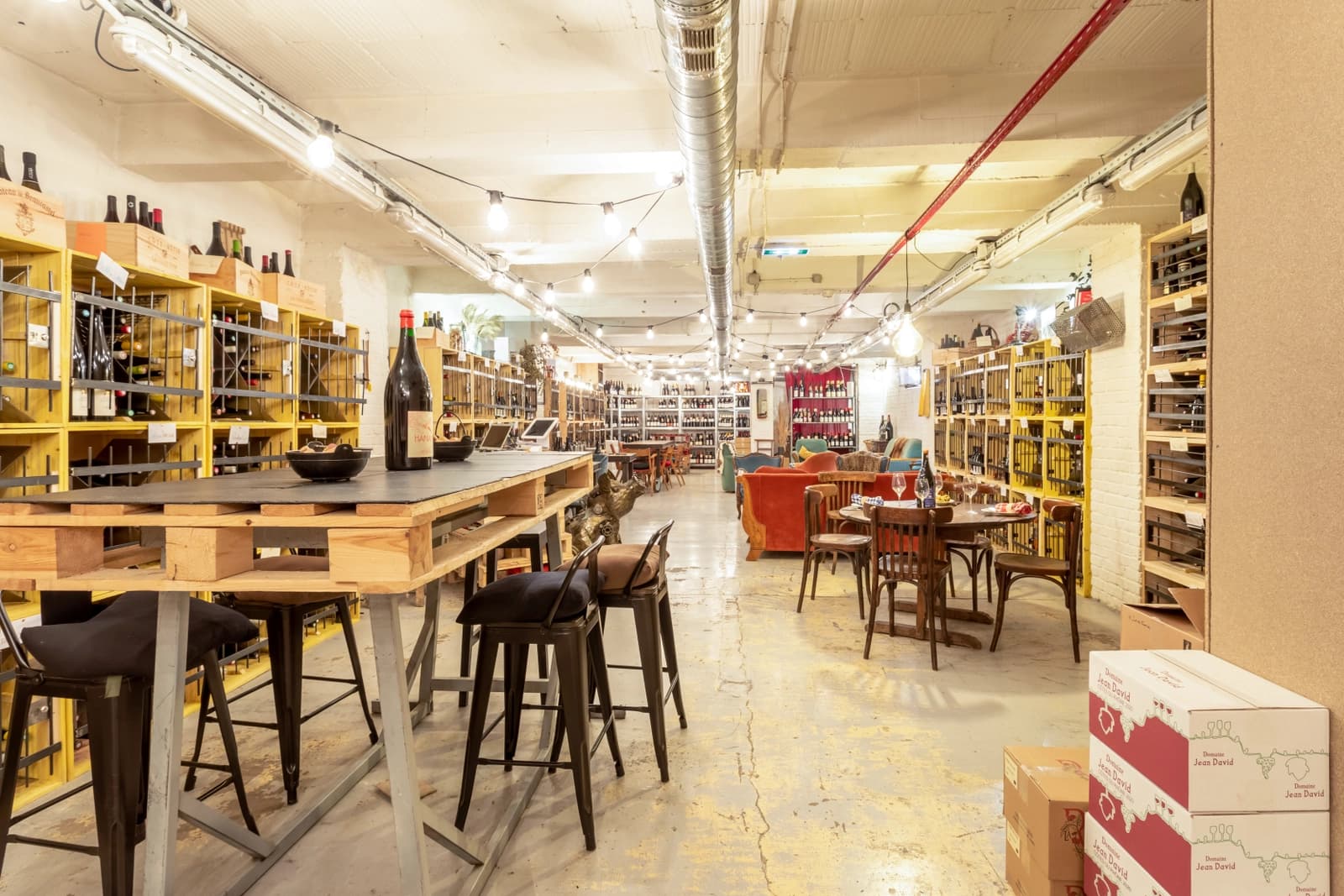 Meeting room in Speakeasy wine cellar - 1