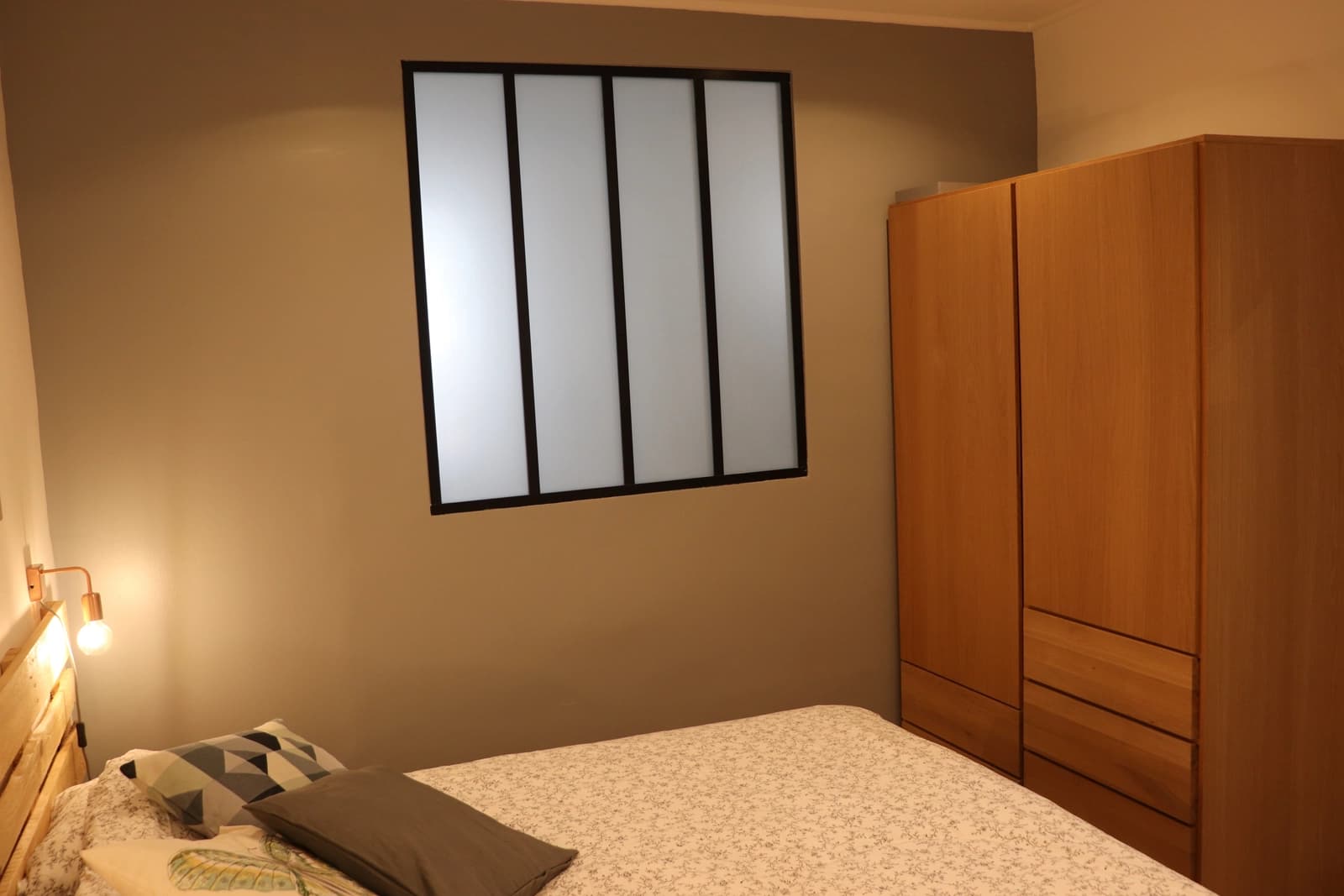 Chambre dans Appartement à la fois cosy, chaleureux et très lumineux - 1