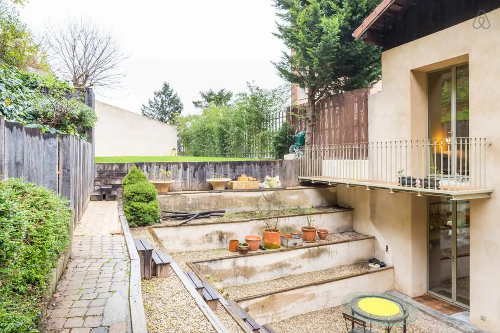 Meeting room in Spacious loft with garden in the heart of Vieux Lyon - 1
