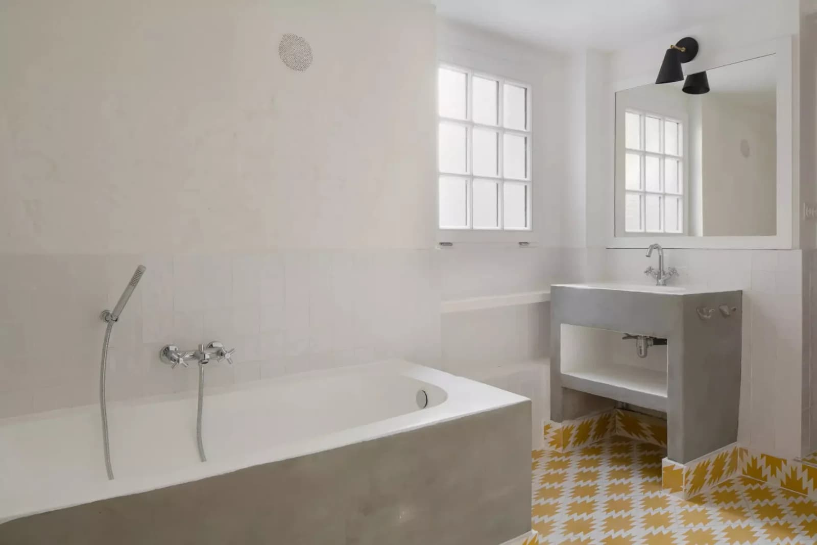 Space Tastefully renovated late 19th-century house - 4