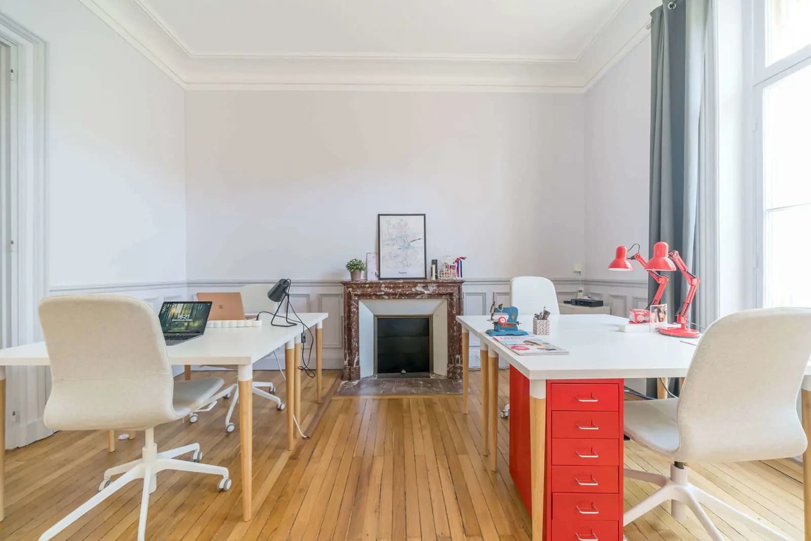 Salle de réunion dans L'Atelier à Tours: un espace inspirant et convivial - 1